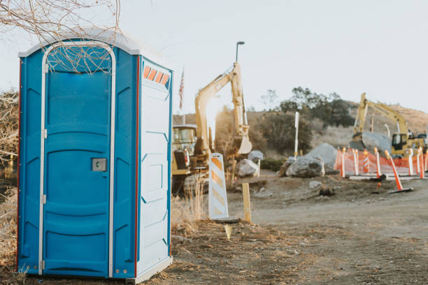 Portable Toilet Options We Offer in Pearson, GA